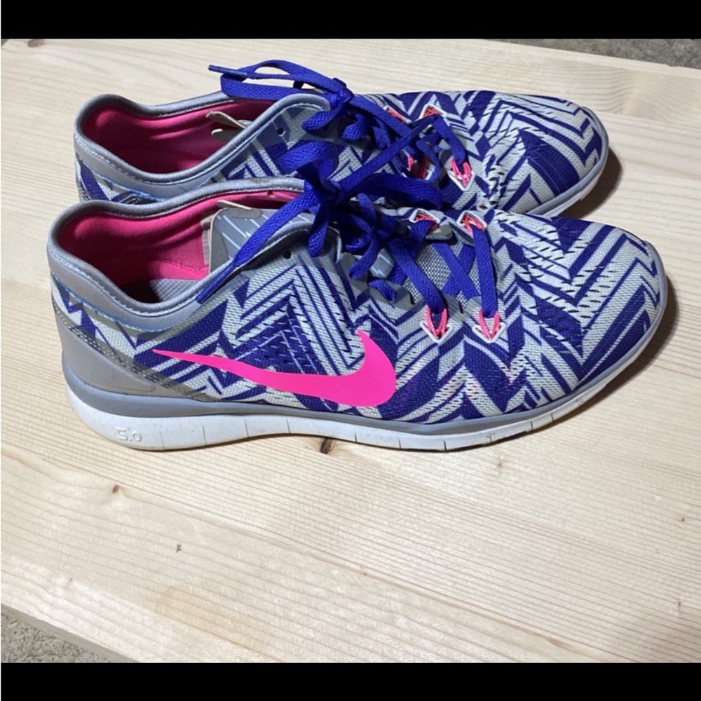 Nike Free athletic shoe / women’s